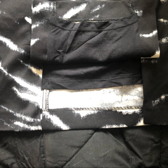 MICHAEL Michael Kors Navy Zebra Pencil Skirt - Picture 3 of 4